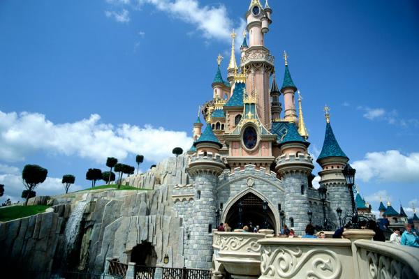 Sleeping Beauty's castle, Eurodisney, Terry Why / Getty Images