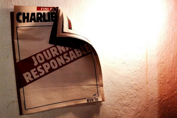 "In memoriam Charlie Hebdo." Image courtesy Emeline Broussard/Flickr.