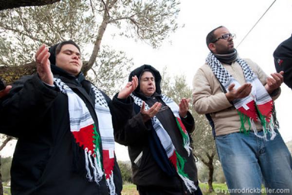 Photo by Ryan Rodrick Beiler, http://bit.ly/H8JG9C