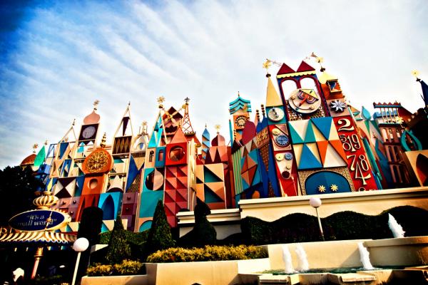It's a Small World Tokyo / Kevin Poh / Flickr.com
