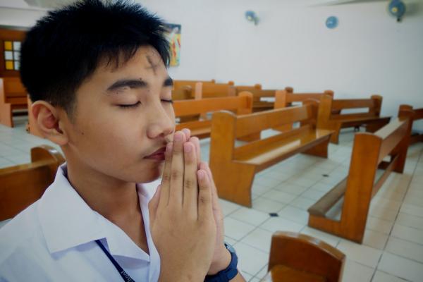 Photo by Jeff Pioquinto, SJ / Flickr.com