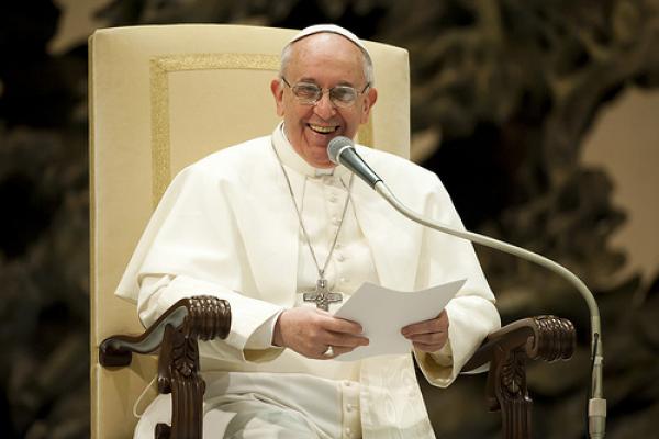 Pope Francis meets with media, via Catholic Church (England and Wales) / Flickr.