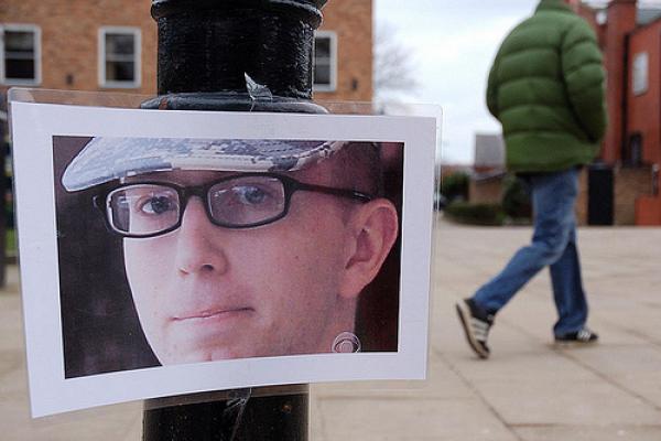 Bradley Manning photo hangs on lightpost, photo by savebradley / Flickr.com