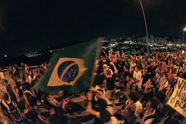 Brazilian riots, photo by Francisco Neto / Flickr.com