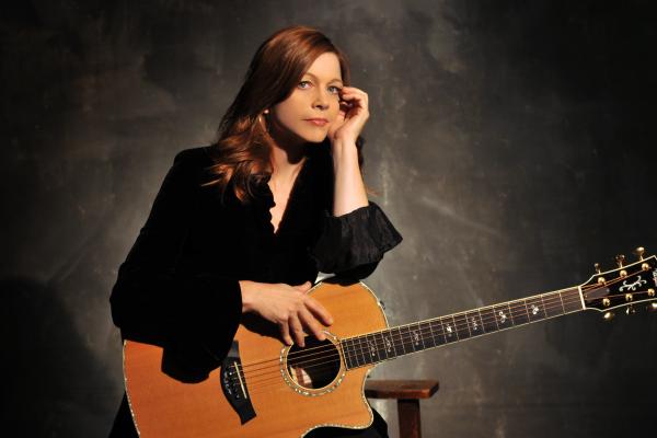 Carrie Newcomer
