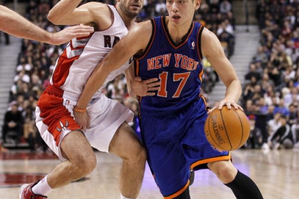 Jeremy Lin drives to the basket against the Toronto Raptors, Feb. 14, 2012. Phot