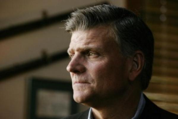 Franklin Graham in his home office, Boone, N.C. 2003. Photo by David Hume Kenner