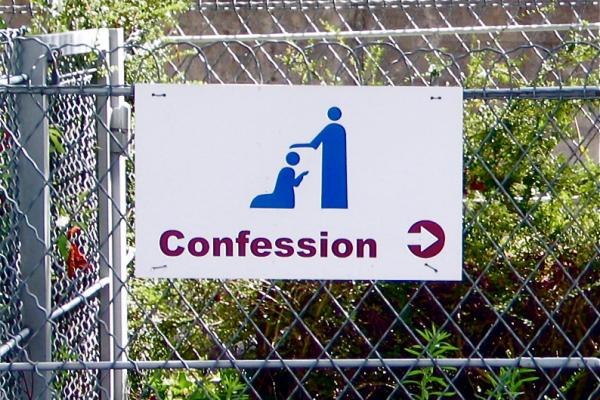 Sign for the confessional at Lourdes. Via Wiki Commons http://bit.ly/s71Wf2