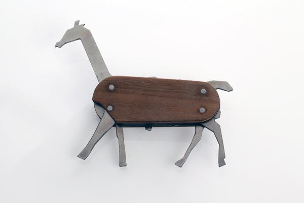 Animal Pocket Knife. Design by David Suhami via Yanko Design