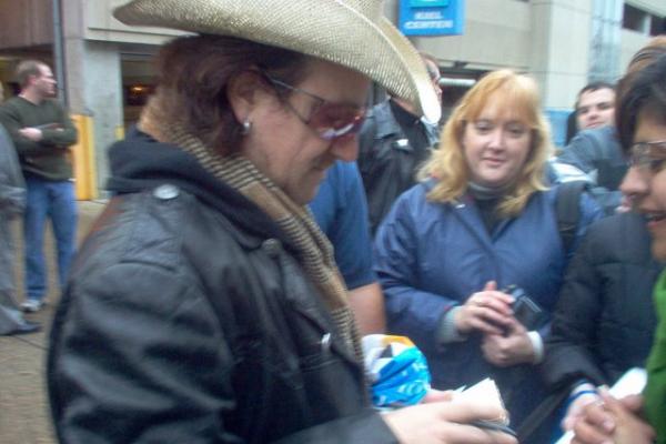 Bono outside the Vertigo tour show in St. Louis, photo by Andrew Smith