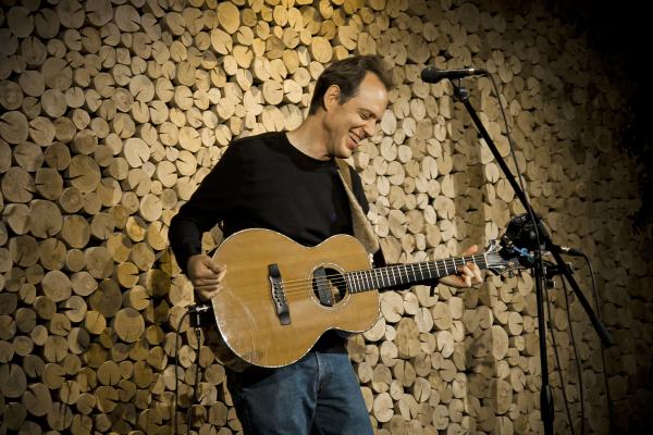 David Wilcox via http://www.davidwilcox.com