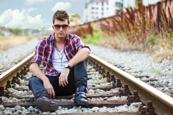 Possibly Christian hipster, nemke / Shutterstock.com