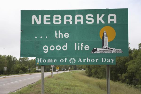 Nebraska welcome sign, spirit of america / Shutterstock.com