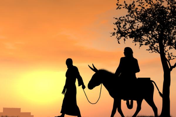 Photo: Joseph and Mary travel to Bethlehem, © KimsCreativeHub / Shutterstock.com