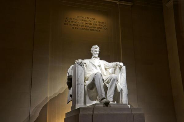 Lincoln memorial, © Mesut Dogan / Shutterstock.com