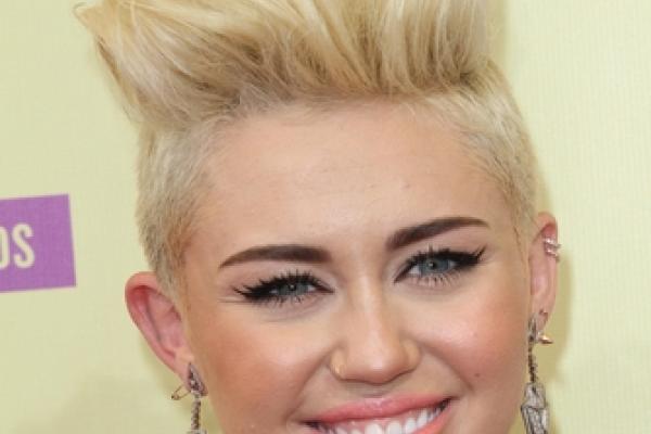 Miley Cyrus at the 2012 VMAs, s_bukley / Shutterstock.com