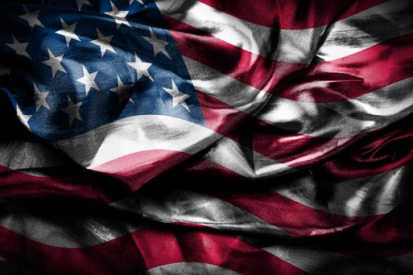 Grunge American flag, Piotr Krzeslak / Shutterstock.com
