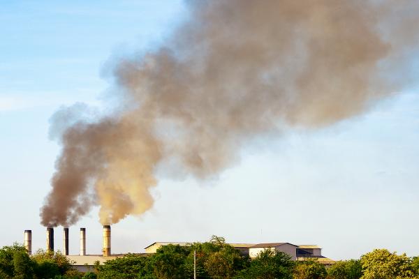 Air pollution from a factory. Image courtesy Bohbeh/shutterstock.com