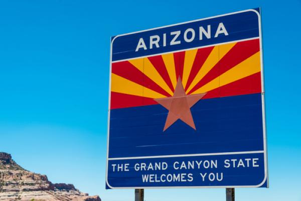 Arizona highway sign, Janece Flippo / Shutterstock.com