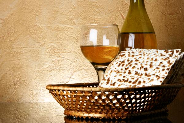 Wine and Matzoh, Roman Sigaev/Shutterstock.com
