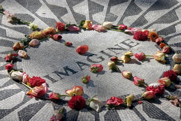 John Lennon memorial mosaic in Central Park, June Marie Sobrito / Shutterstock.c