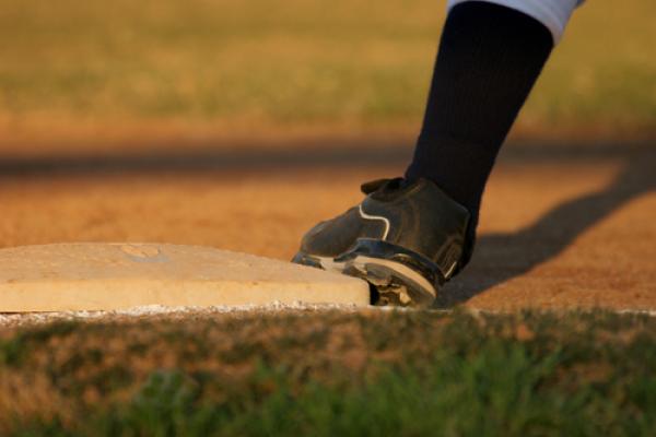 Baseball runner's foot, Lauren Simmons / Shutterstock.com