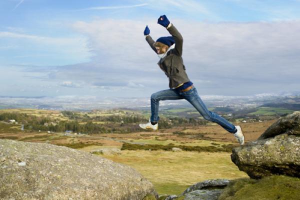 Photo: Leap of faith, Matthew Williams-Ellis / Shutterstock.com