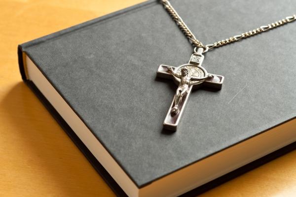 Crucifix photo, jcjgphotography, Shutterstock.com
