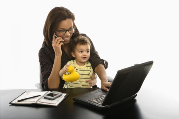 Working mother illustration,  iofoto / Shutterstock.com