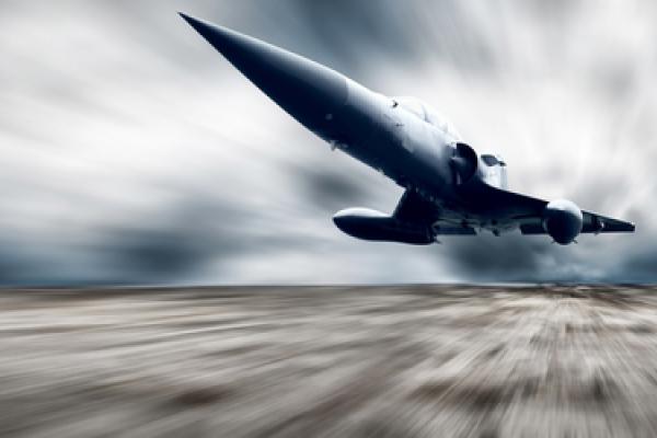 Military plane, Andrey Yurlov/ Shutterstock.com