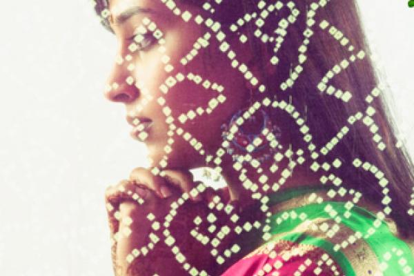 Woman behind veil praying, © Blend Images / Shutterstock.com