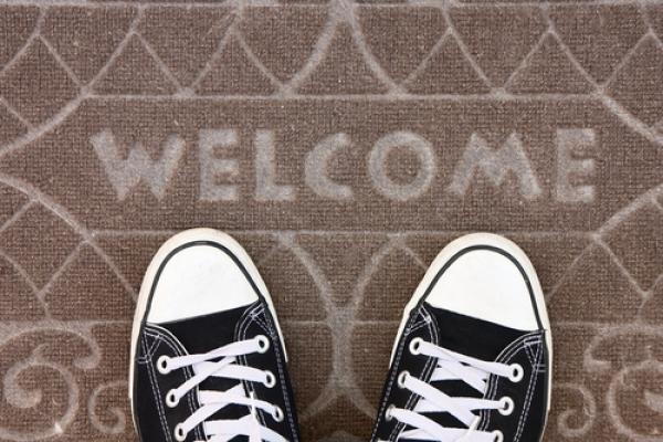 Visitor, LitDenis / Shutterstock.com