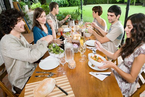 Group meal photo, AISPIX by Image Source, Shutterstock.com