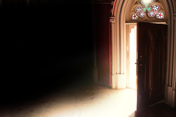 Opened church door, Benjamin Haas, Shutterstock.com
