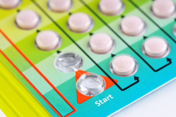 Photo: Birth control pill, © Calek / Shutterstock.com