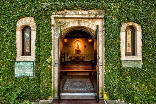 Open church door photo by Nagel Photography/ Shutterstock.com
