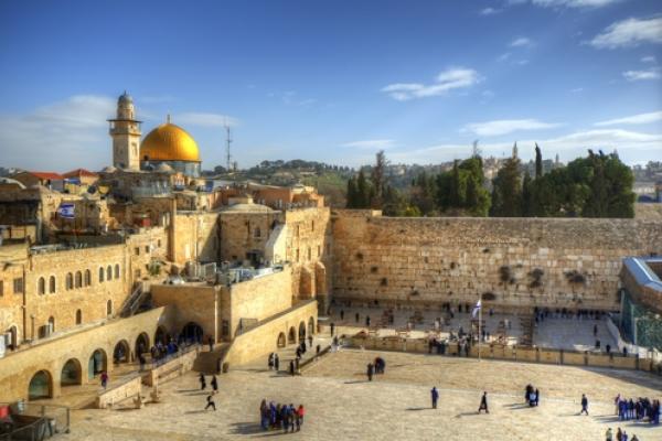 Western Wall and Dome of the Rock in the old city of Jerusalem, Israel.  Image v