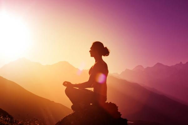 Morning meditation, Vinogradov Illya / Shutterstock.com
