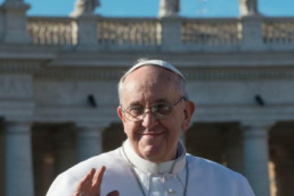 Pope Francis waves to crowd in St. Peter’s Square. RNS photo: Andrea Sabbadini