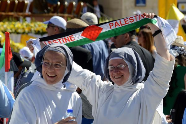 Photo via Debbie Hill / Catholic News Service / RNS