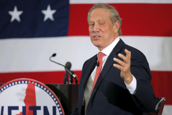 Former New York Gov. George Pataki speaks in Nashua, N.H on April 17, 2015. Imag