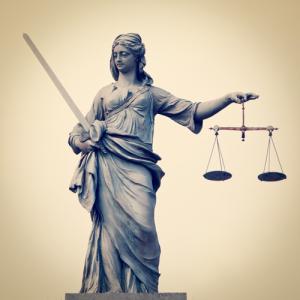 Lady justice, Rob Wilson / Shutterstock.com