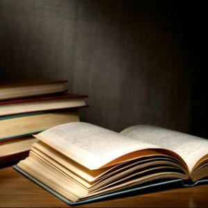 Stack of classic books, sergign / Shutterstock.com