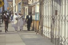 Muslim families walking in Los Angeles. 