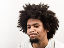 Disappointed young man, Katarzyna Wojtasik / Shutterstock.com