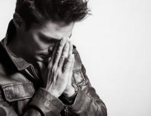 Man praying, KieferPix / Shutterstock.com Man praying, KieferPix / Shutterstock.com