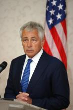 U.S. Secretary of Defense Chuck Hagel will step down, officials reported Monday.