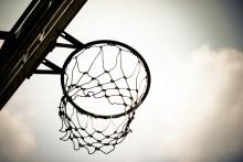 Lauren Hill is right-handed, but has to shoot lay-ups with her left hand because of cancer. Pushish Donhongsa/ Shutterstock.com Pushish Donhongsa/ Shutterstock.com