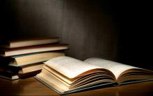 Stack of classic books, sergign / Shutterstock.com Stack of classic books, sergign / Shutterstock.com