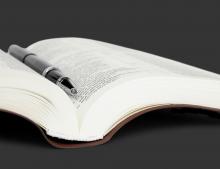 Bible photo, Roberts/Shutterstock.com
